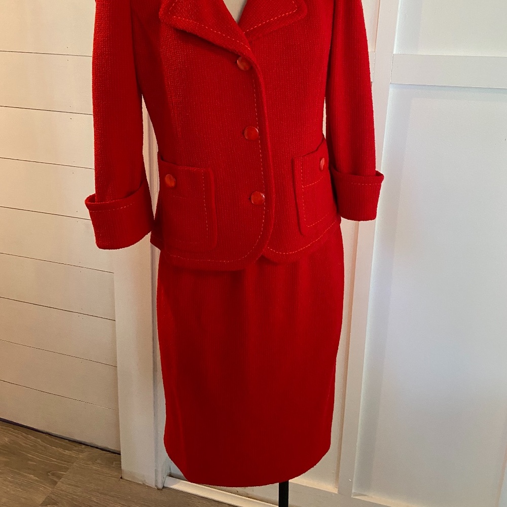 St.John 2 piece Skirt Suit